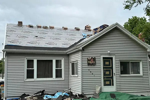 roofing replacement services in Central IL