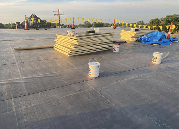Roofing Materials for Commercial Properties central il